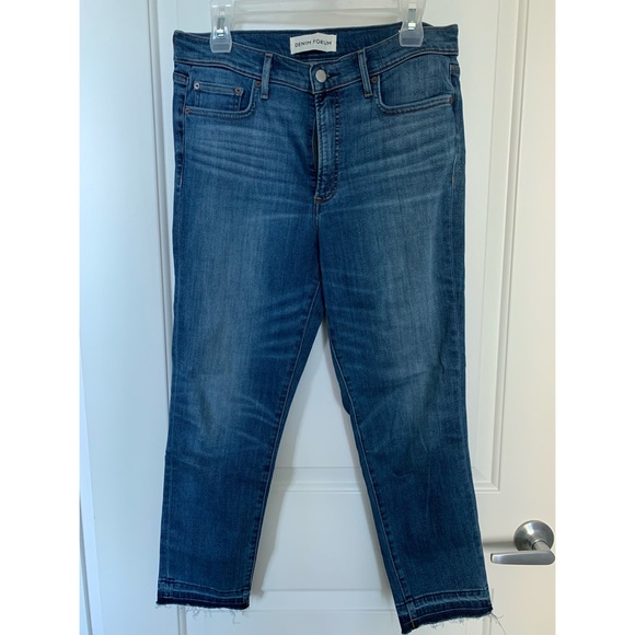 Aritzia Denim Forum Nico Mid Crop - Picture 5 of 9